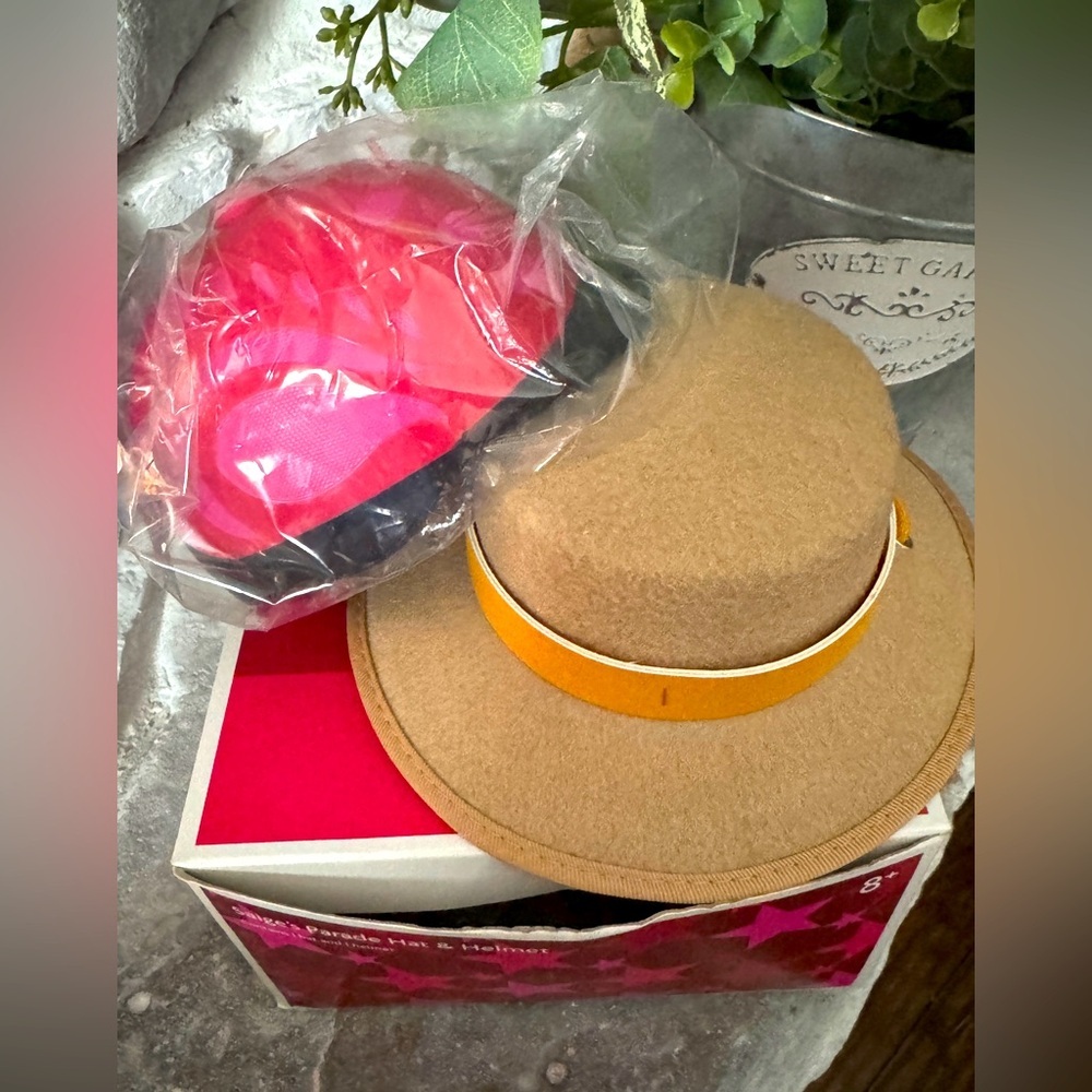 AMERICAN GIRL | Retired Saige Hat & Helmet | NIB